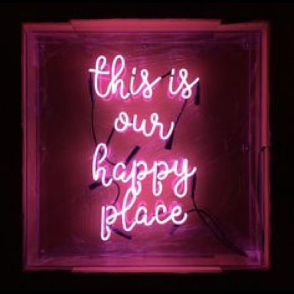 Meet your Posher, Candyce - Picture 8 of 8